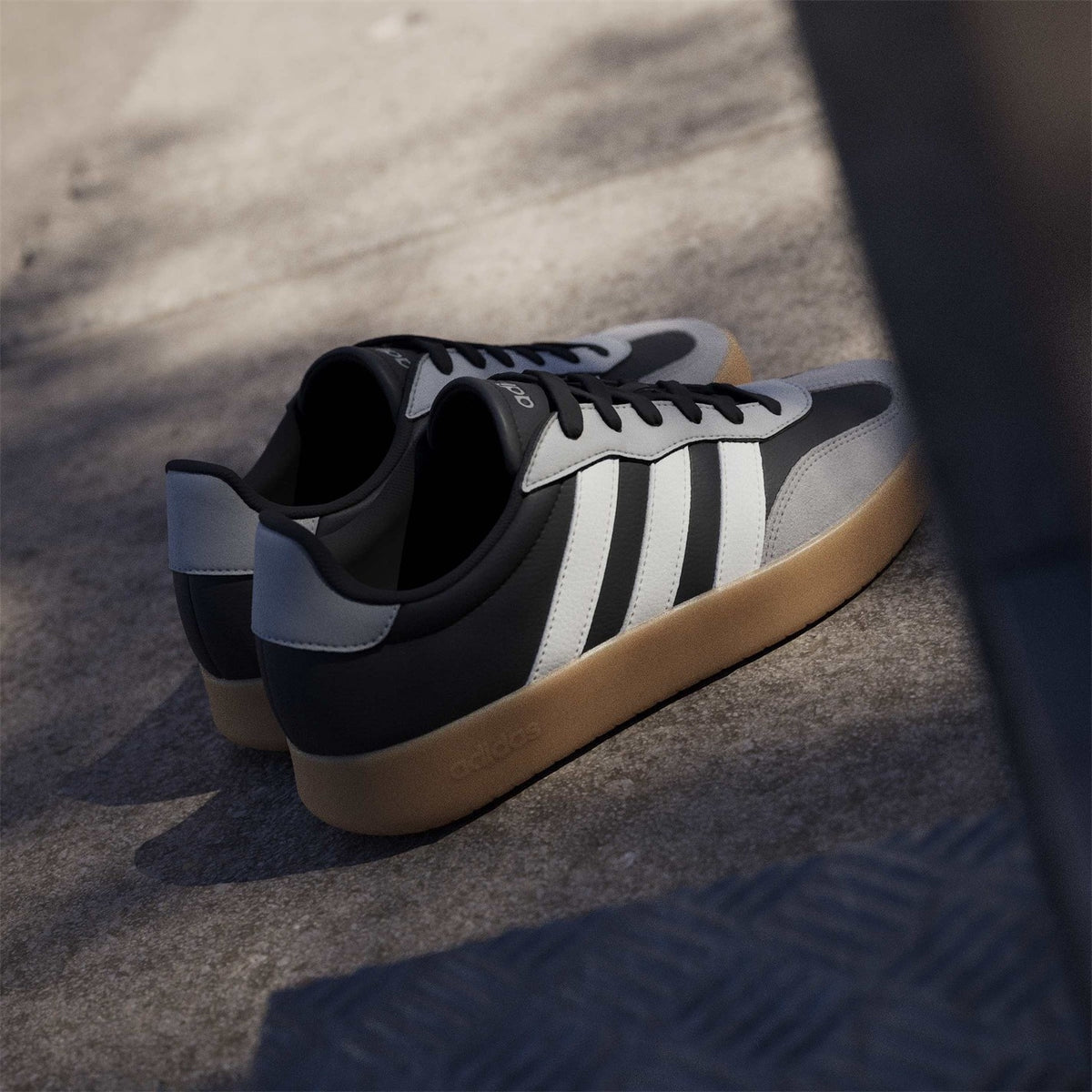 adidas Barreda Low-Top Trainers – zdjęcie 13