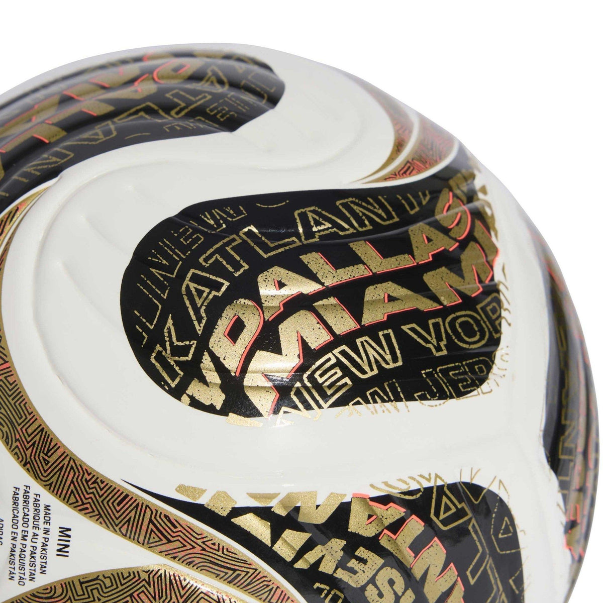 adidas FIFA World Cup 26™ Trionda Mini Ball – piłka sportowa, kolor biały, złoty – zdjęcie 4