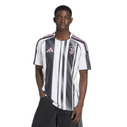 adidas Juventus 2025 2026 Home Shirt – zdjęcie 3