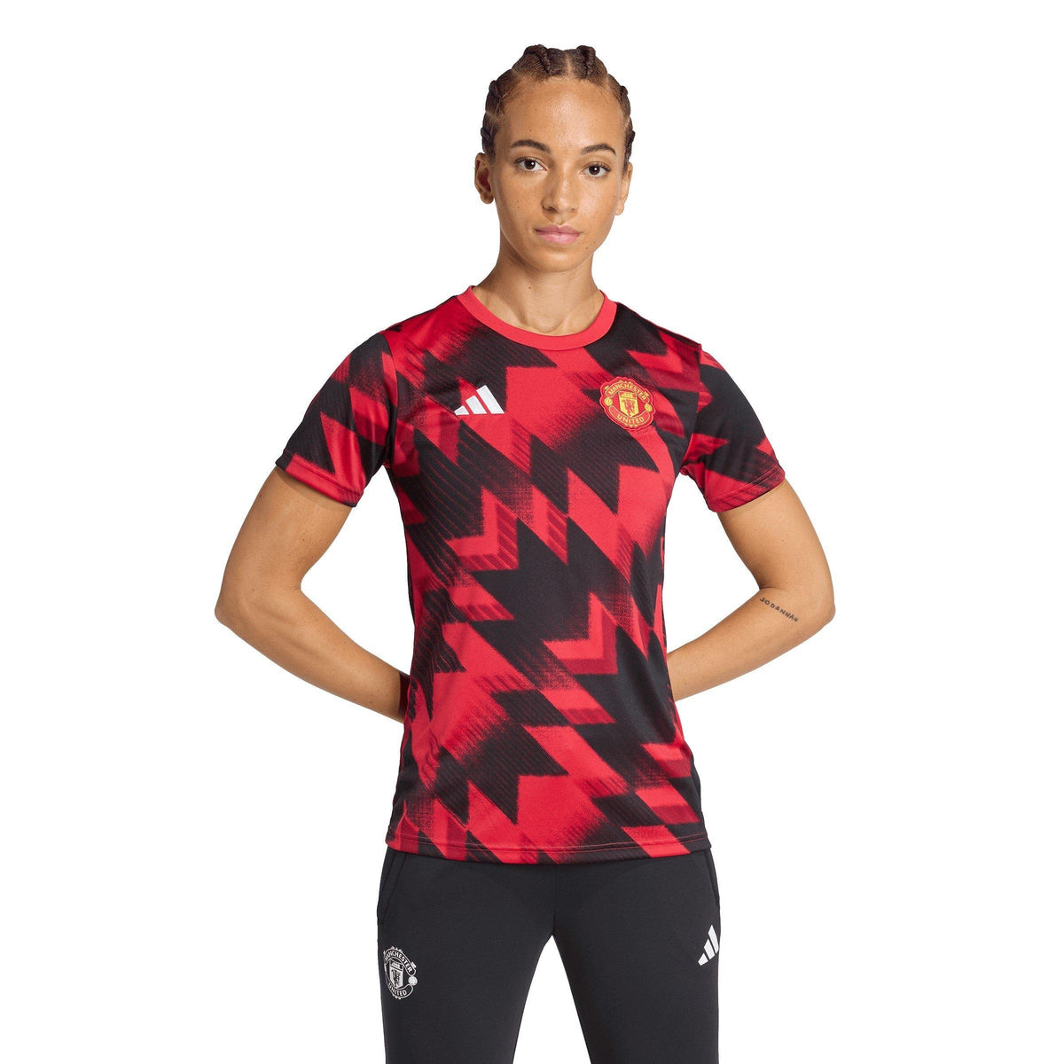adidas Manchester United Pre-Match Shirt 2025 2026 – t-shirt damski, kolor czerwony – zdjęcie 3