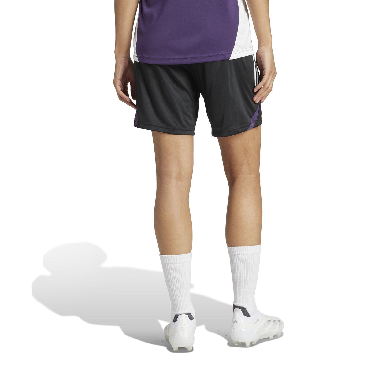 adidas Manchester United Shorts 2025 2026 – szorty damskie, kolor czarny – zdjęcie 3
