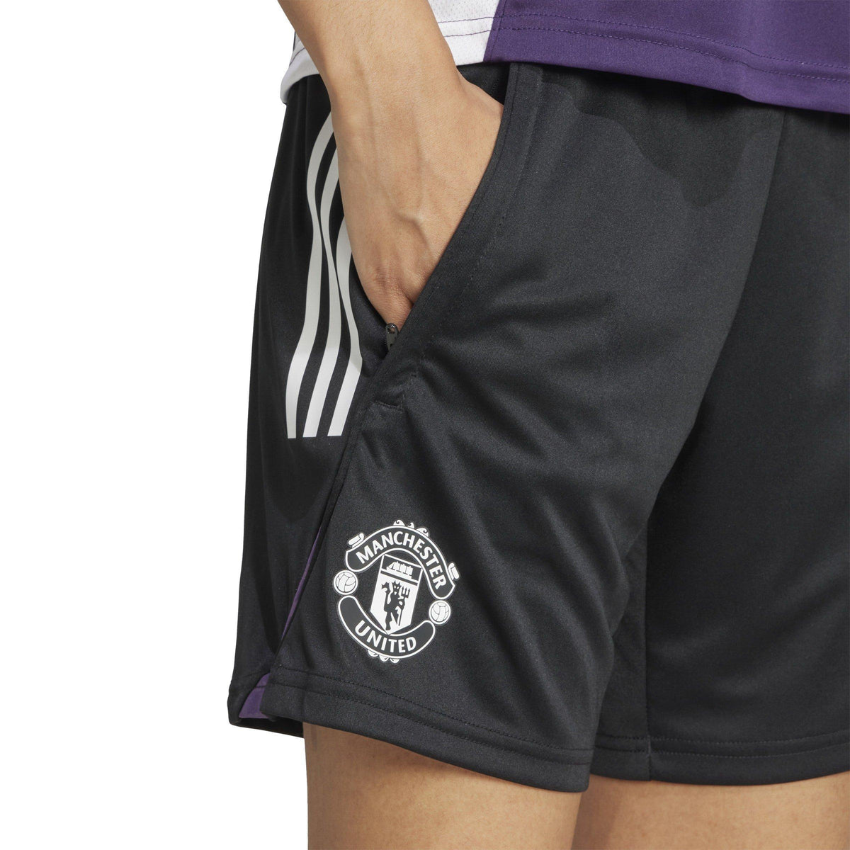 adidas Manchester United Shorts 2025 2026 – szorty damskie, kolor czarny – zdjęcie 5