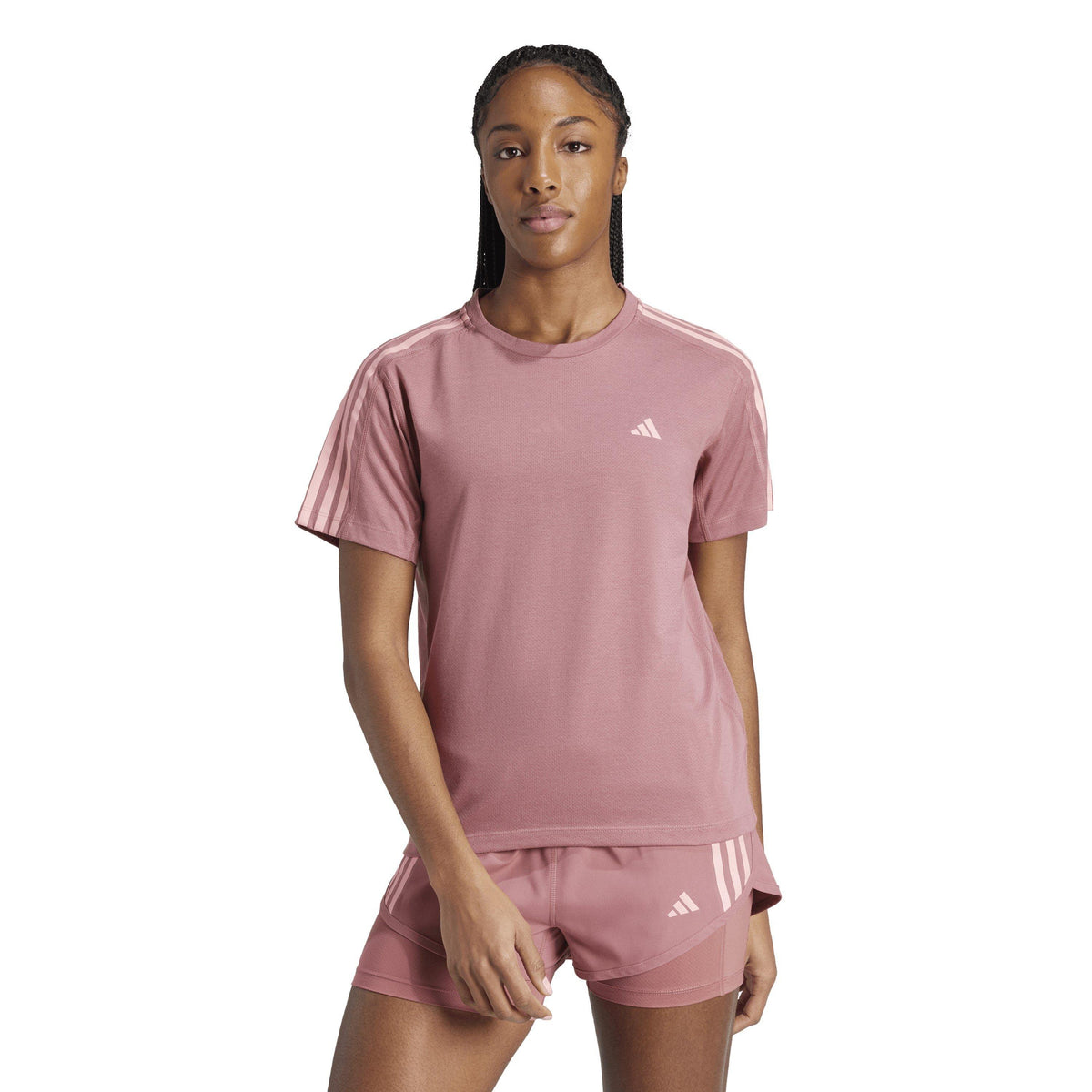adidas Own The Run Three-Stripe T-Shirt – t-shirt damski, kolor czerwony – zdjęcie 2