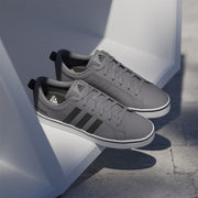 adidas VS Pace Trainers – buty treningowe męskie, kolor szary, czarny – zdjęcie 12