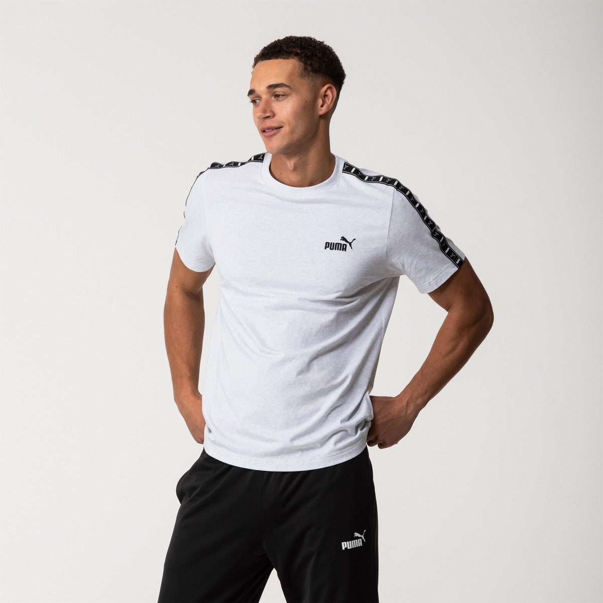 Puma Tape Regular Fit T-Shirt – zdjęcie 1