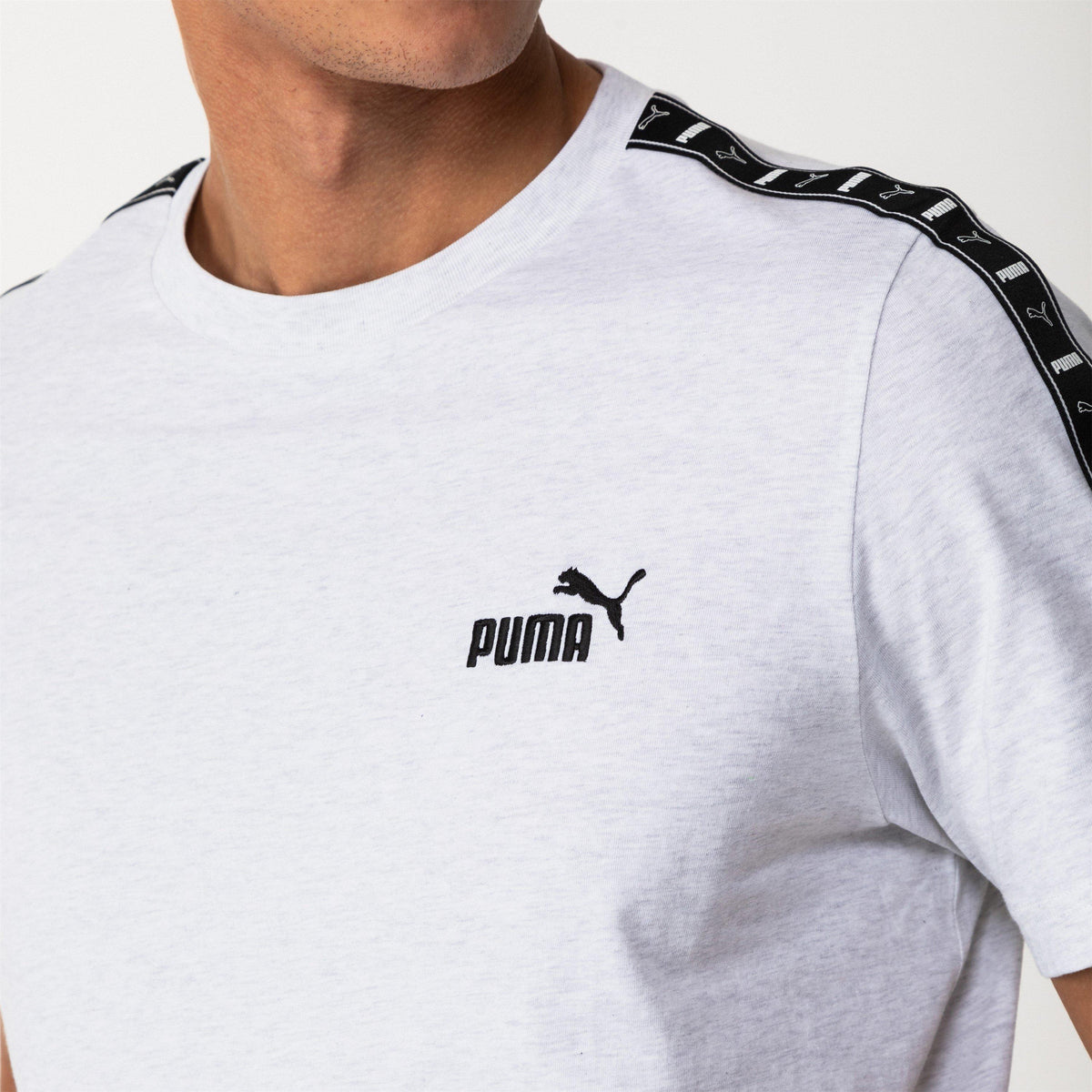 Puma Tape Regular Fit T-Shirt – zdjęcie 3