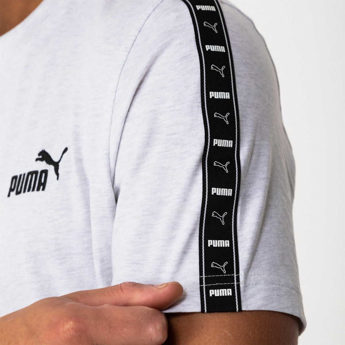 Puma Tape Regular Fit T-Shirt – zdjęcie 4